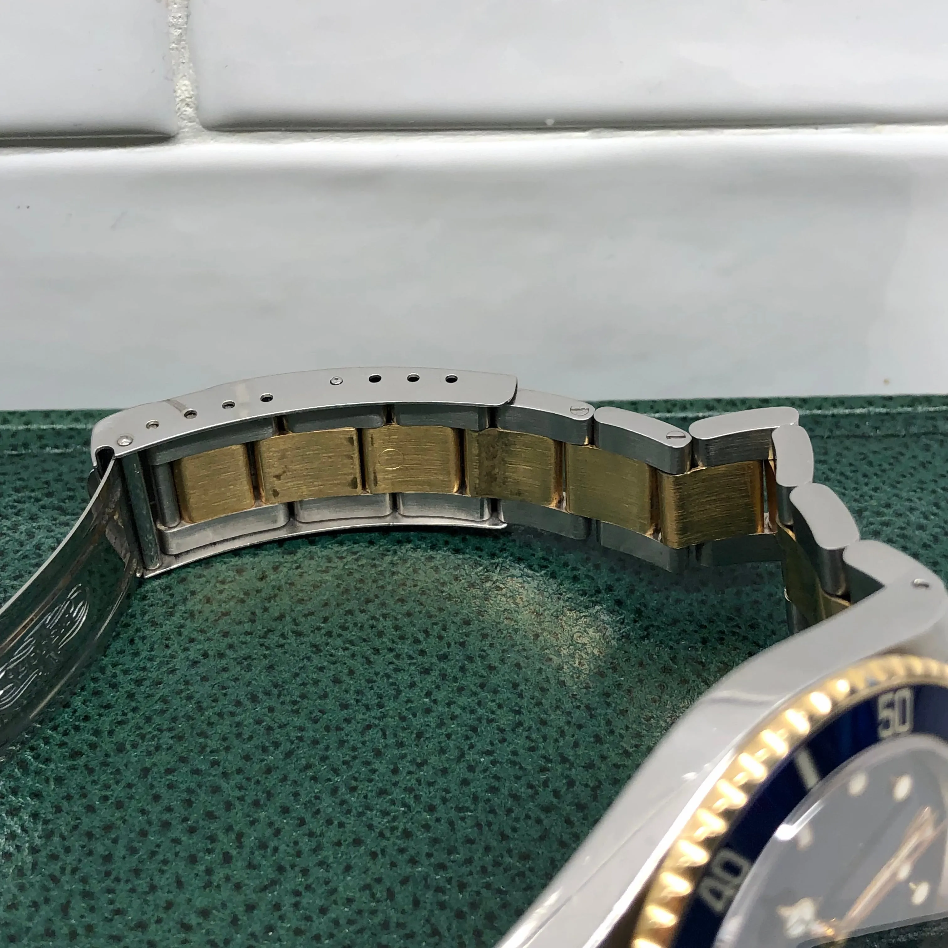 2002 Rolex Submariner Date 16613 Blue Two Tone Oyster 18K Steel Wristwatch Box Papers