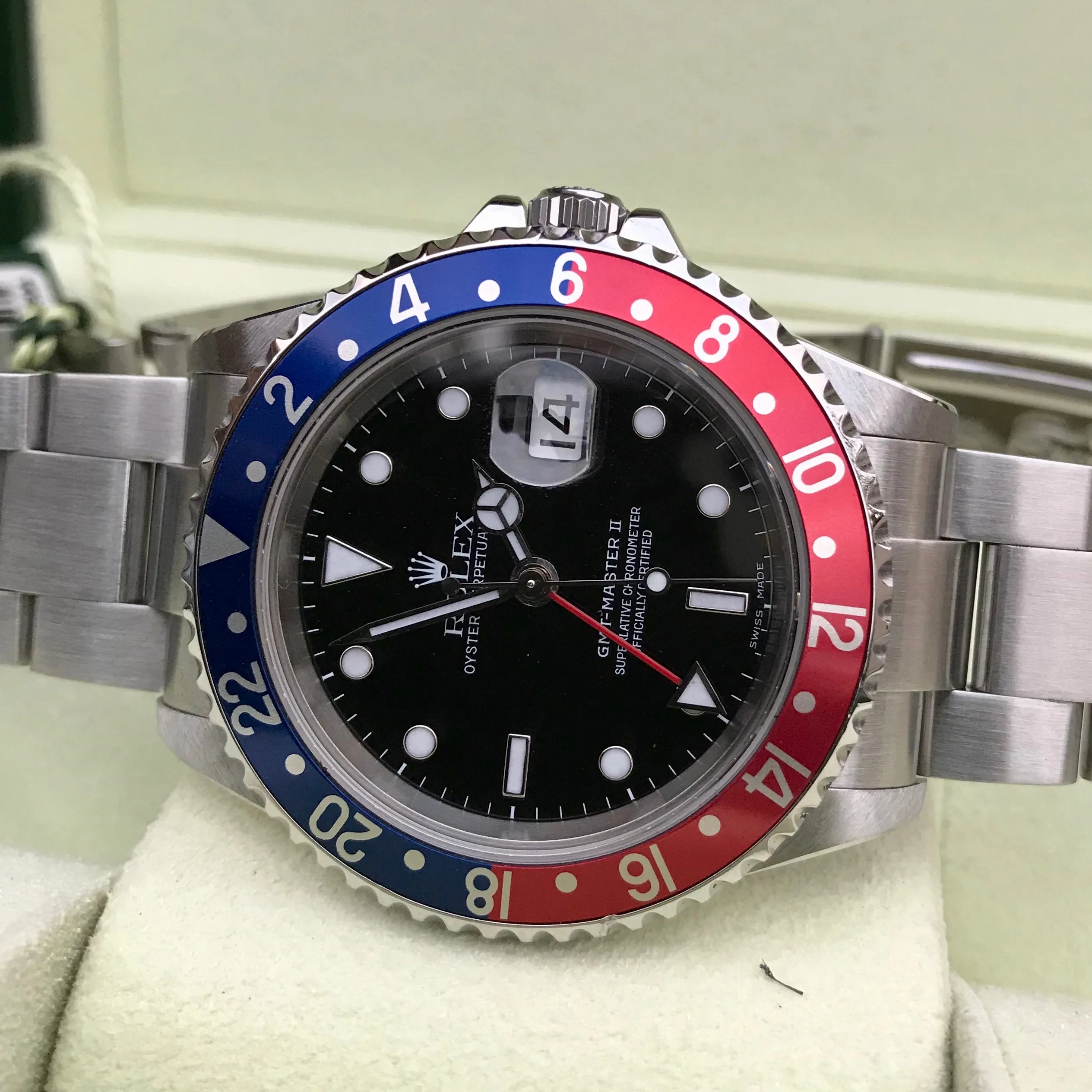 2005 Rolex GMT MASTER II 16710 Pepsi Stainless Steel 2005 Wristwatch Box Papers