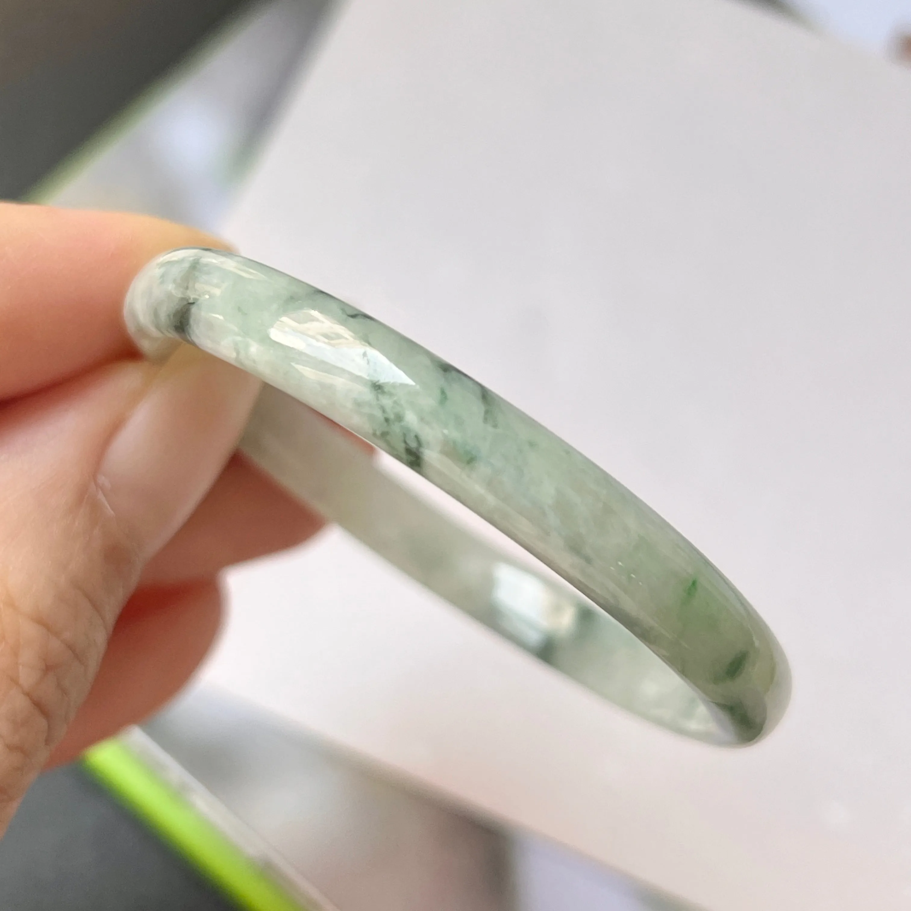 45.4mm A-Grade Natural Floral Jadeite Modern Round Bangle No.152023