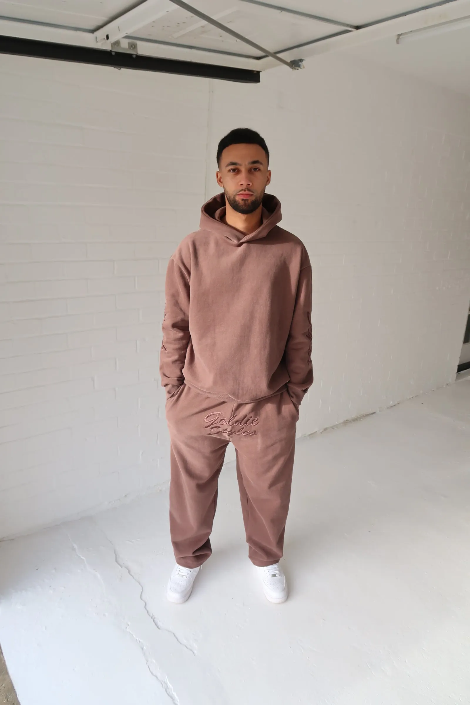 Angie Straight Joggers in Chocolate