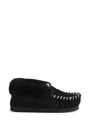 AUS WOOLI HAND STITCHED WOMENS SHEEPSKIN MOCCASIN - Black