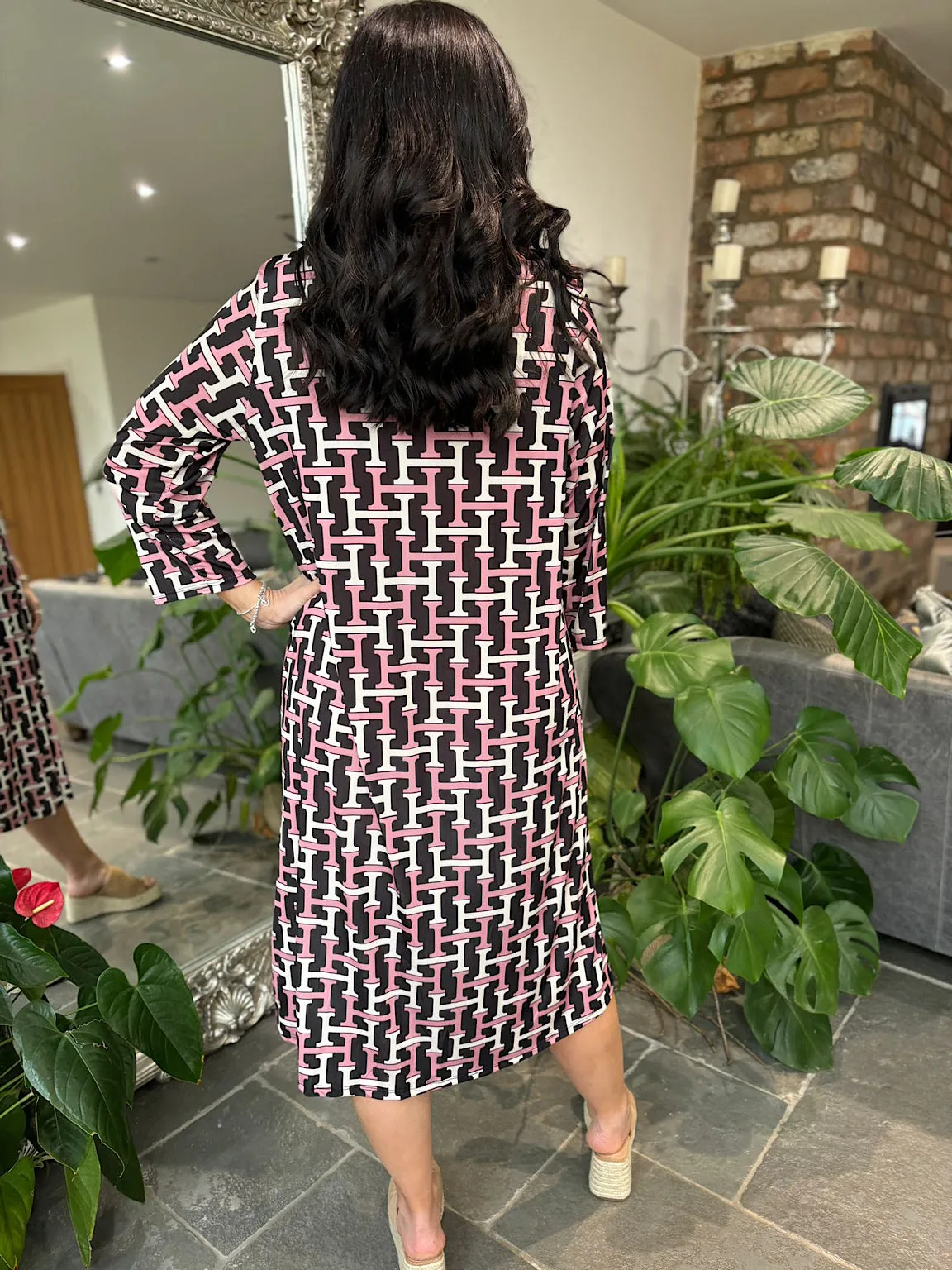 Black Link Pattern Dress Gloria