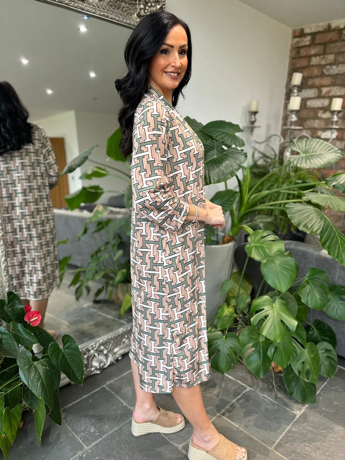 Camel Link Pattern Dress Gloria