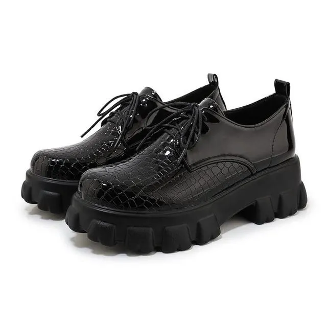 Casual flat platform shoes