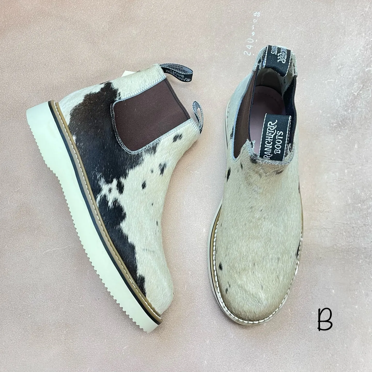 Cowhide Lechera - Size 10