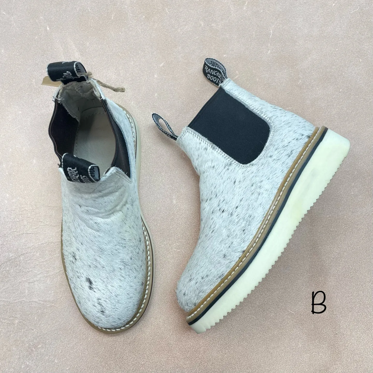 Cowhide Lechera - Size 5.5