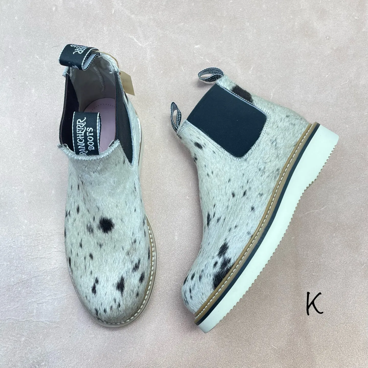 Cowhide Lechera - Size 9.5