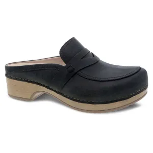 Dansko Women's Bel Black Oiled Pull Up 9424501600