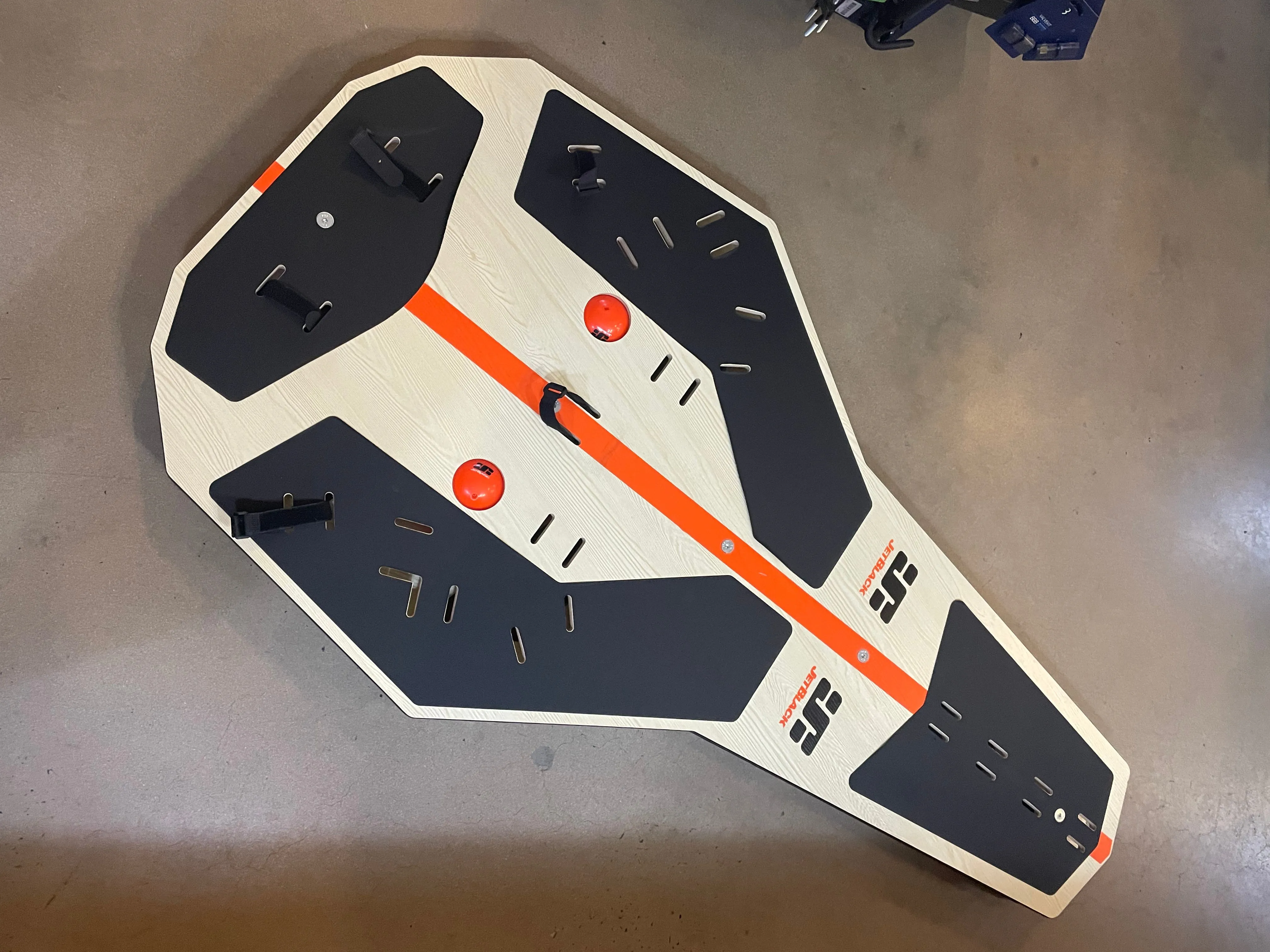 JetBlack Trainer Rocker Plate