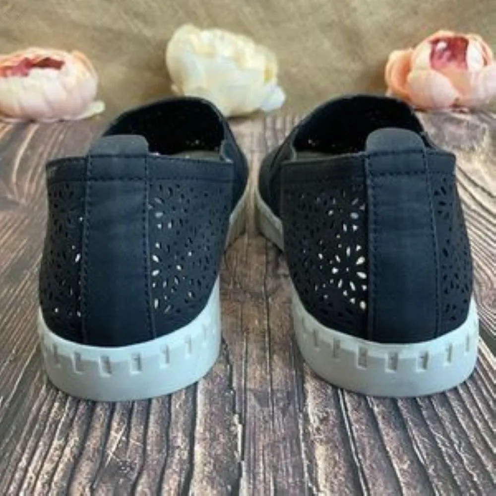 JSport Black Floral Slip On Loafer 9M