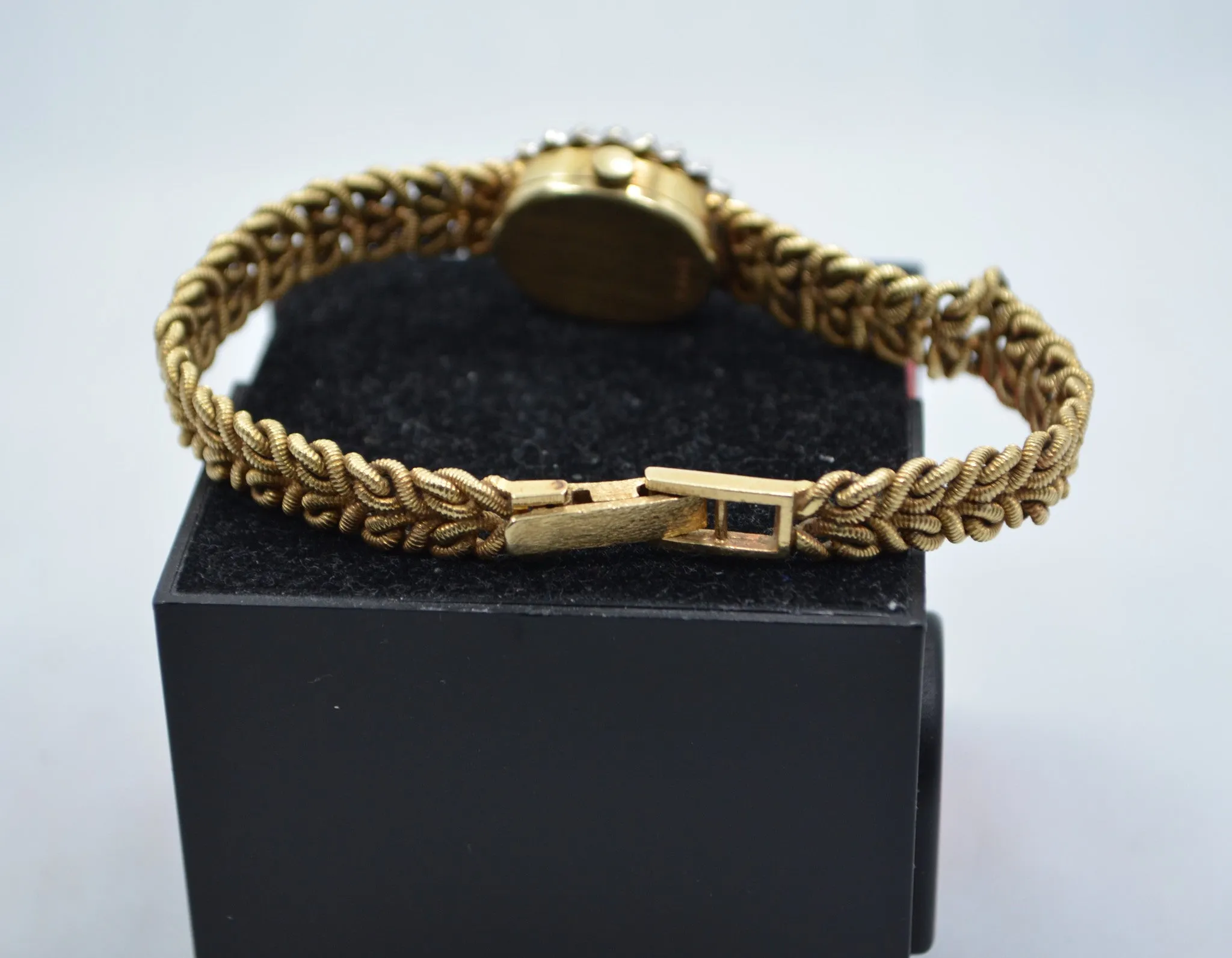 Jules Jurgensen 14K Yellow Gold Solid Ladies Quartz Diamond Wristwatch
