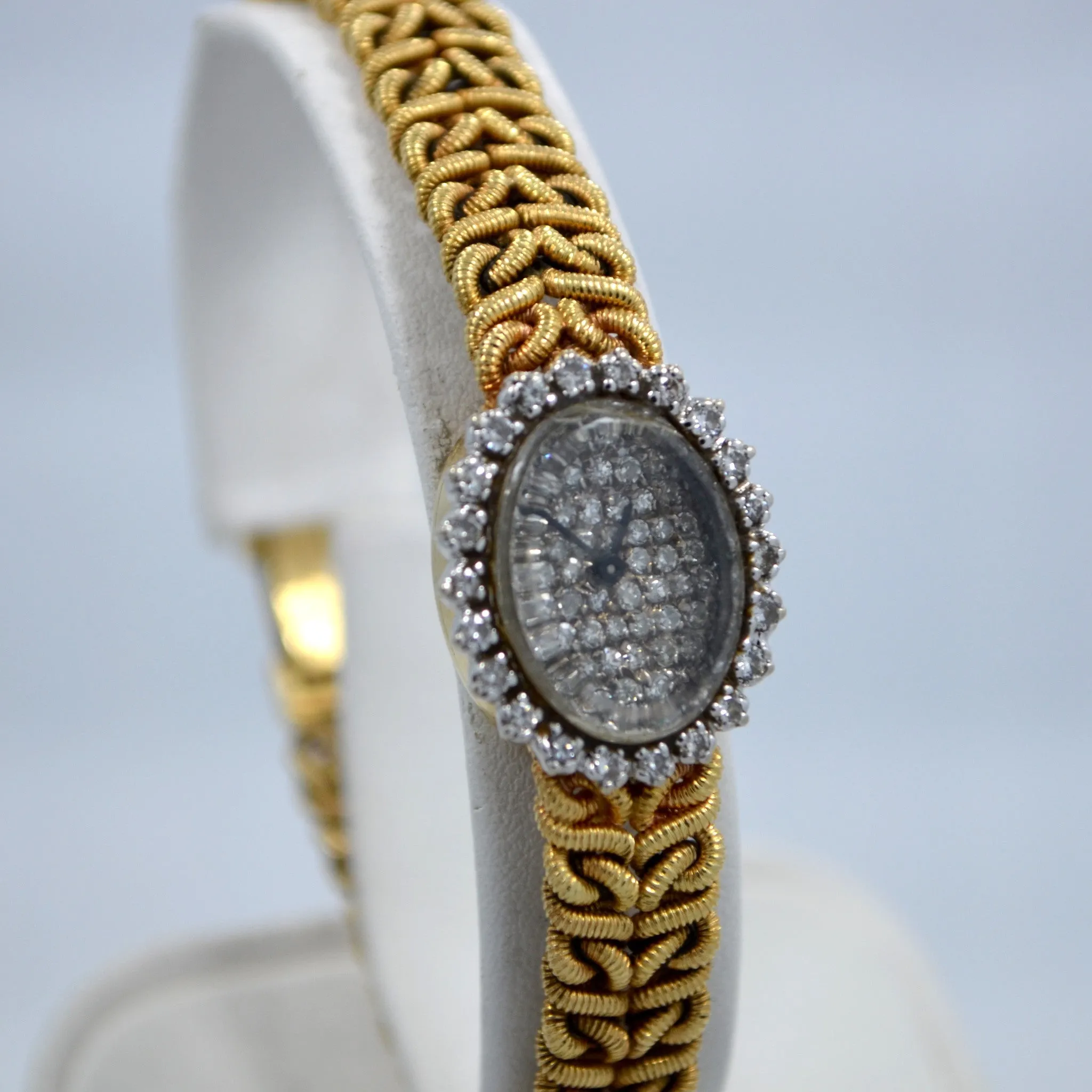Jules Jurgensen 14K Yellow Gold Solid Ladies Quartz Diamond Wristwatch