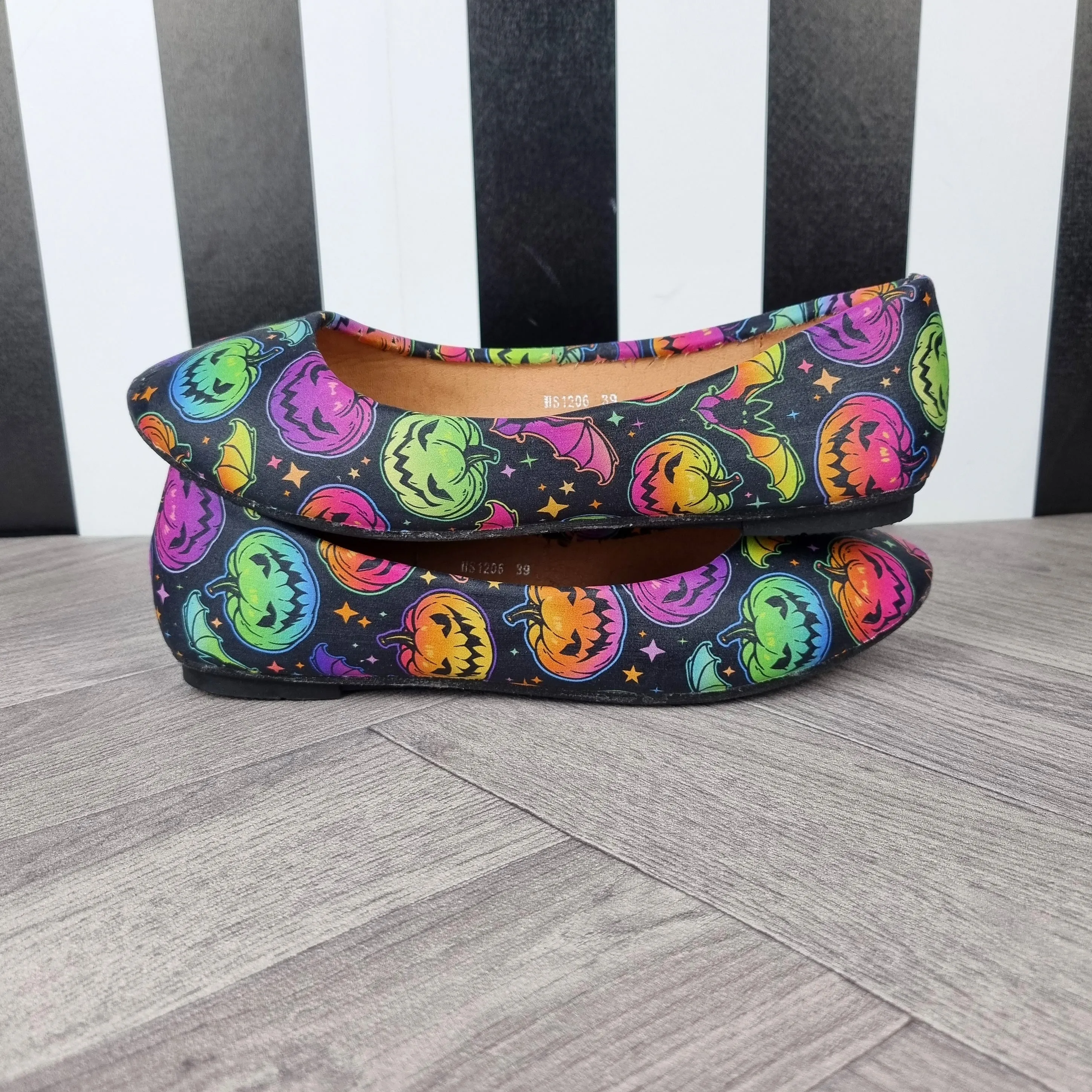 Neon Halloween women dolly pumps
