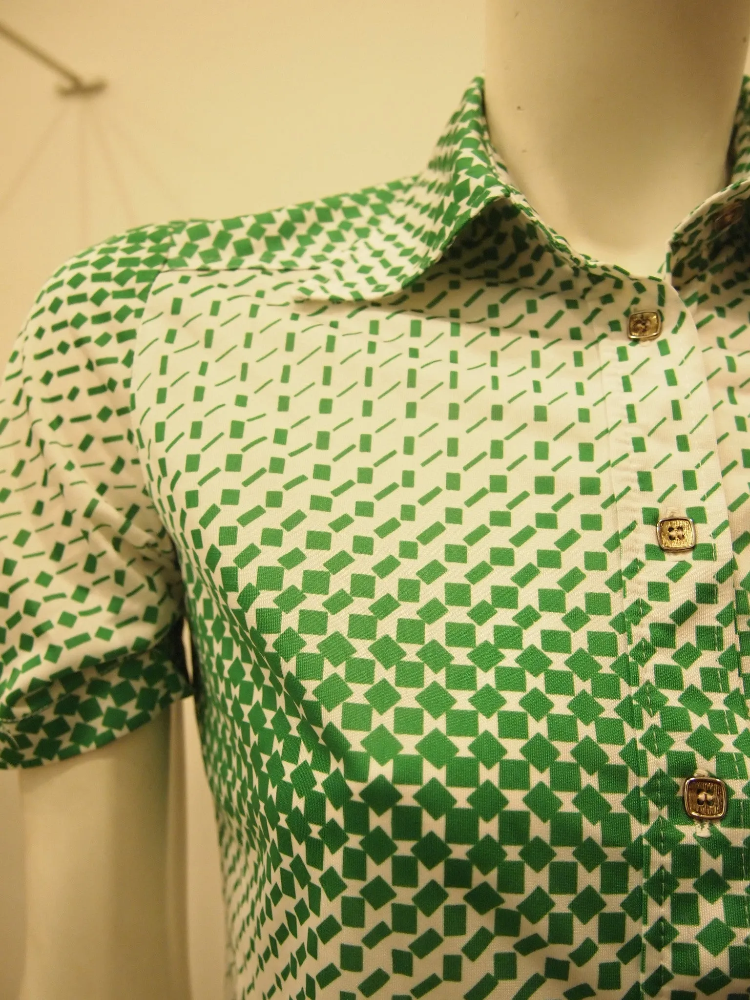 Optic Cool 70s Vintage Top