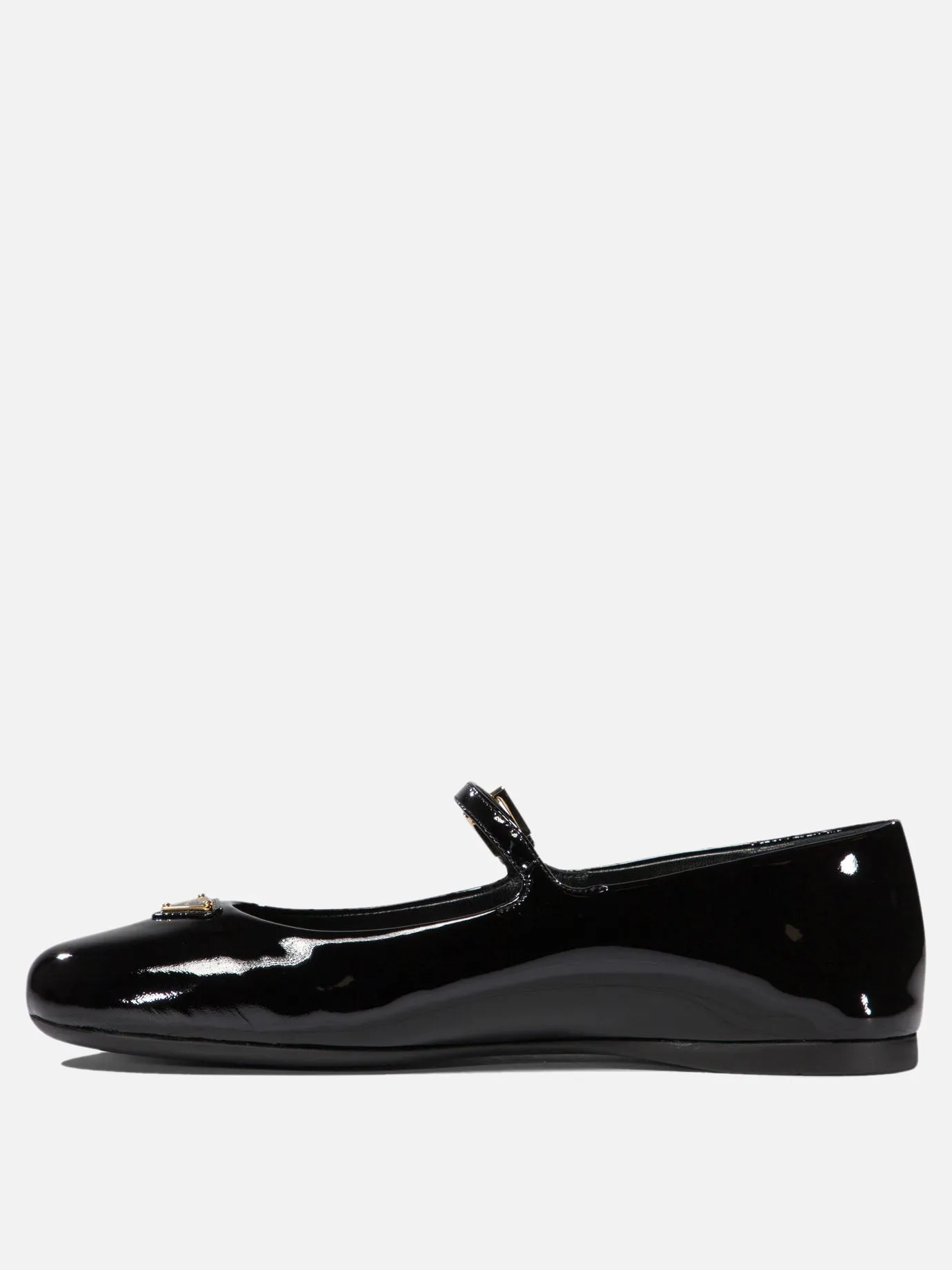 Patent leather ballet flats