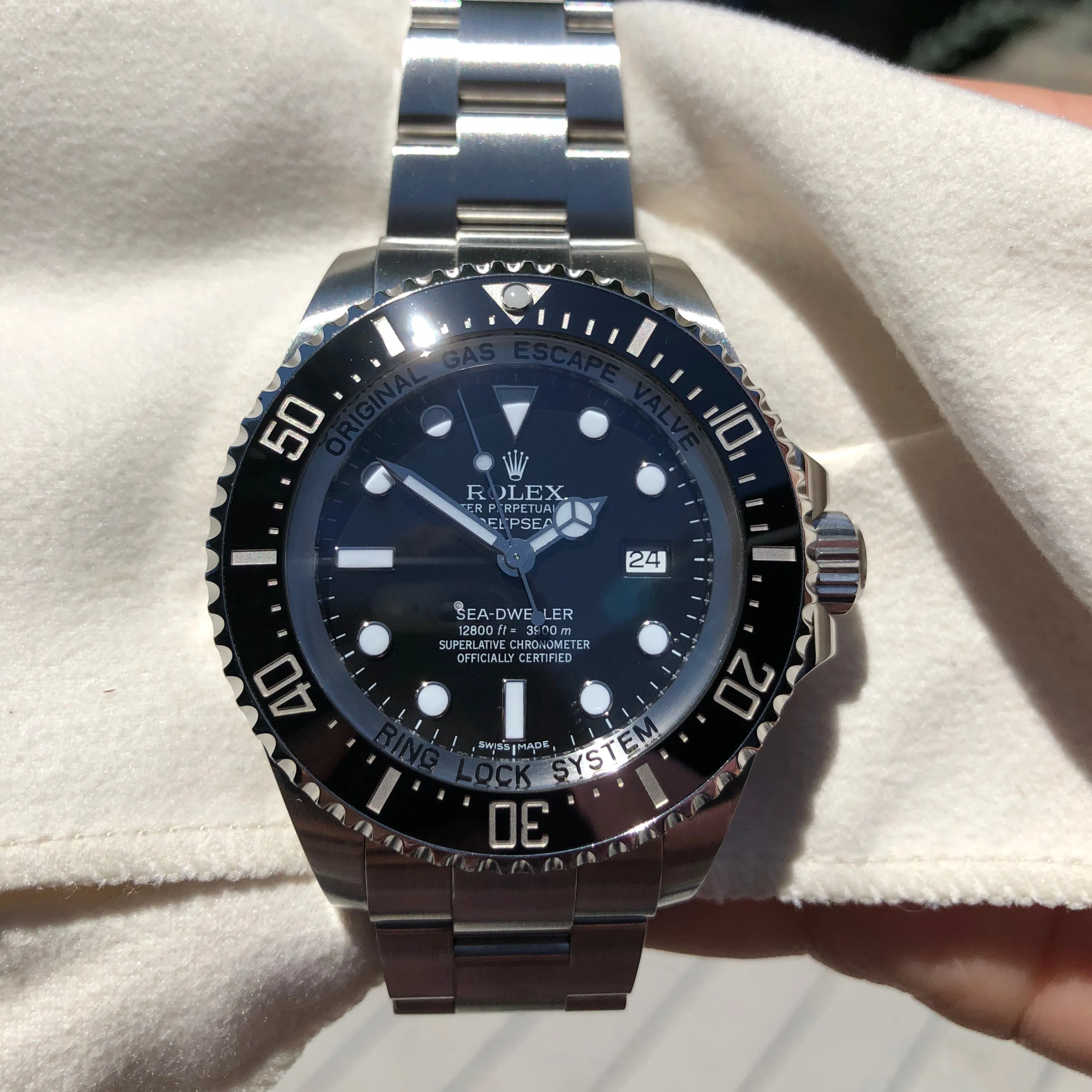 Rolex SEA DWELLER DEEPSEA 116660 Ceramic Mens 44mm Automatic Wristwatch Box & Papers Circa 2016