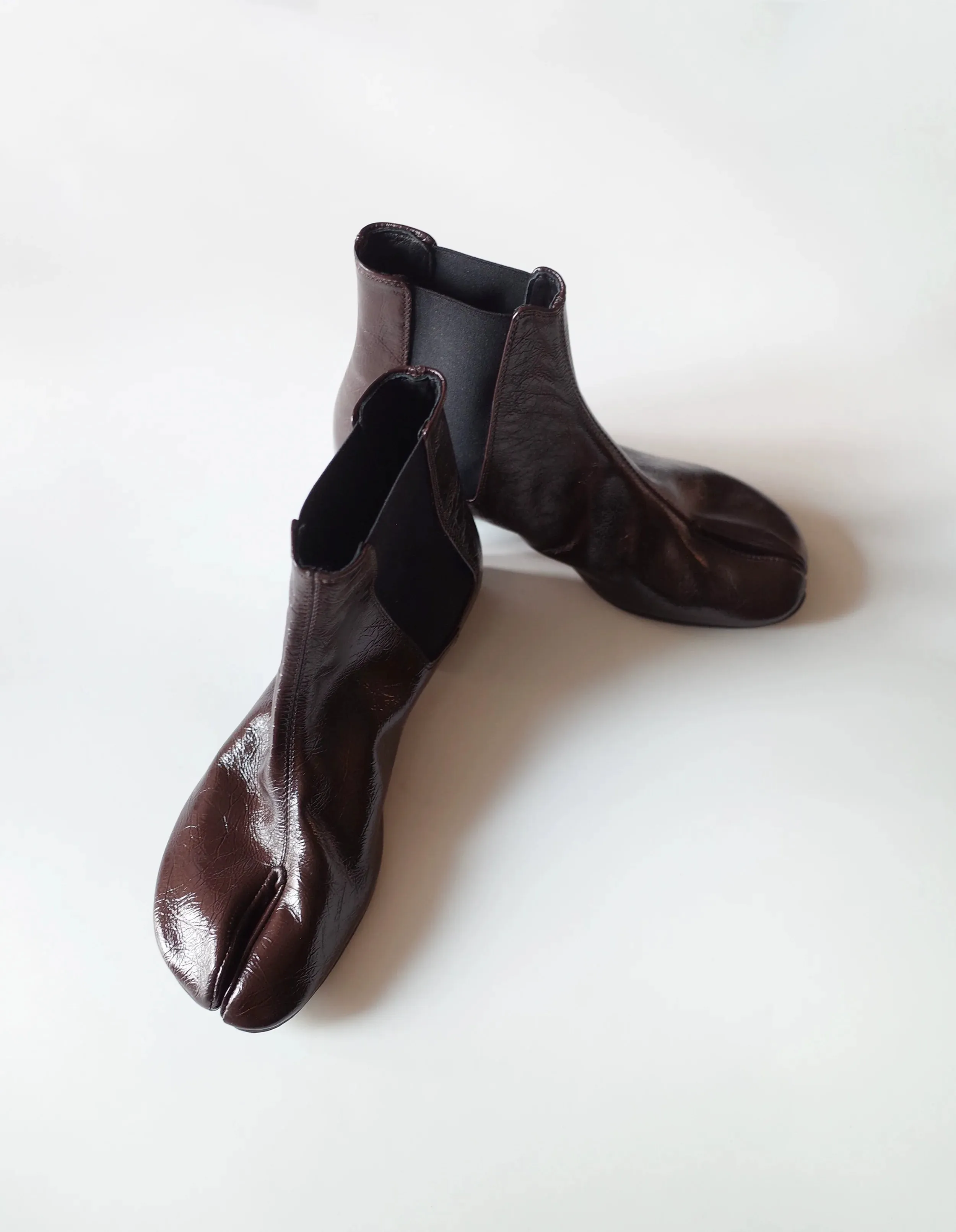 Split-Toe Chelsea Boots