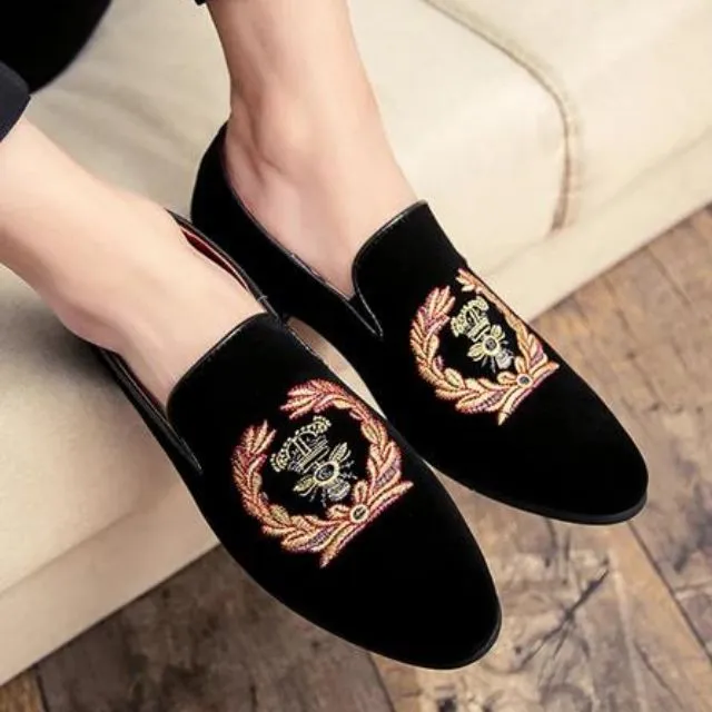 Velvet slippers with embroidered coat of arms