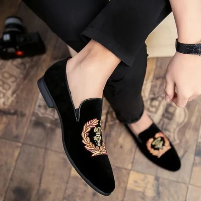 Velvet slippers with embroidered coat of arms