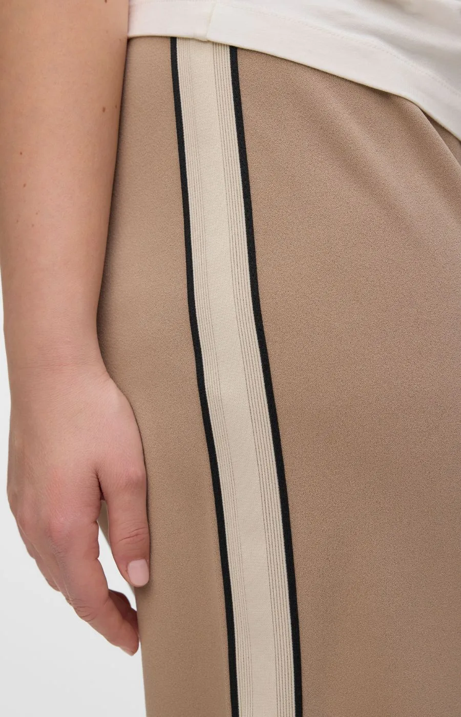 Vero Moda Curve Berlin Trousers in Beige
