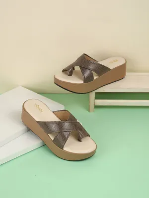 Women Beige Casual Cross Strap Round Toe Comfort