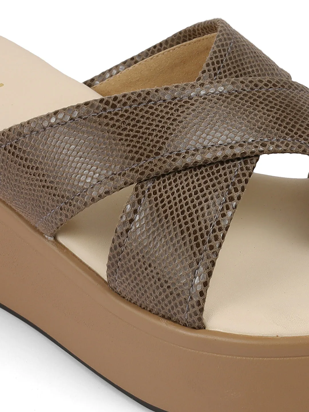 Women Beige Casual Cross Strap Round Toe Comfort