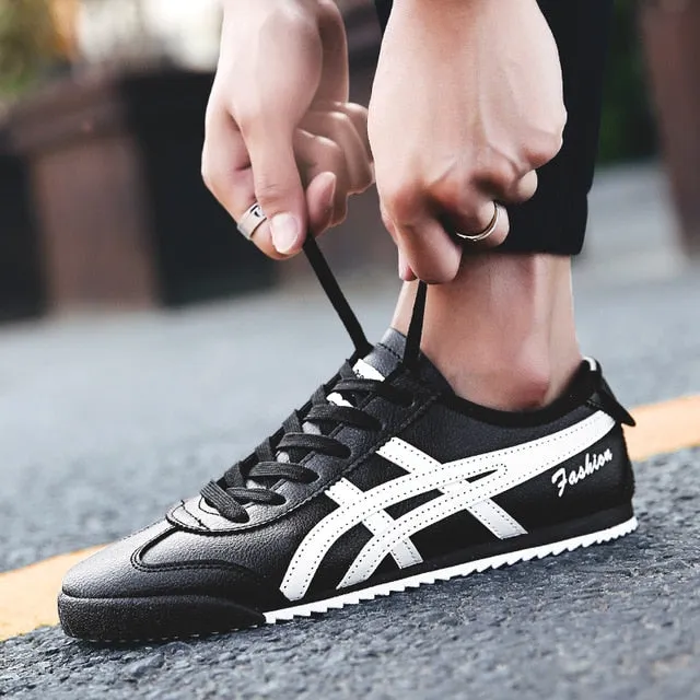 YRRFUOT Fashion Men's Flats Casual Shoes Light Breathable Brand Sneakers for Men Comfortable Non-slip Trend  Men Vulcanize Shoes